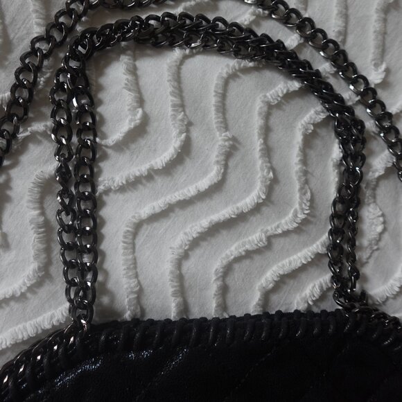 Brown's quilted chain bag - Picture 8 of 15